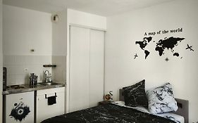 Cozy Apartment In City Center